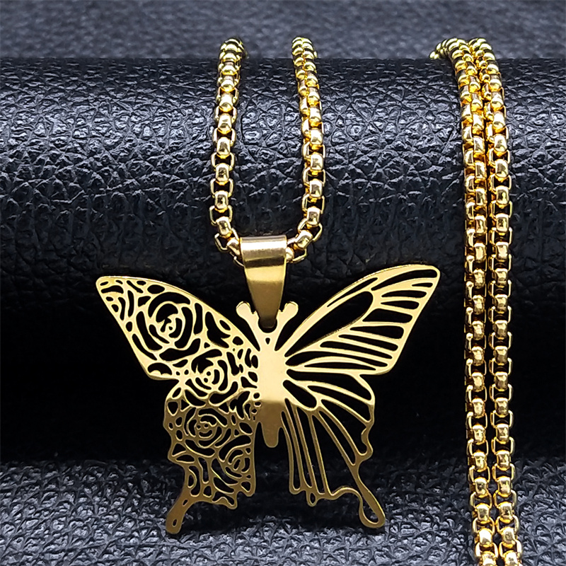 Collana con Ciondolo Estetico  - Butterfly Clasp Deployant recensione e prezzo